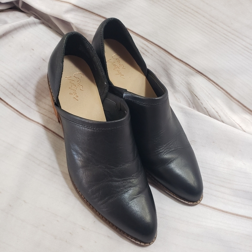 🌞SOLD🌞 Crown Vintage Black Leather Booties Open Side Womens 6.5 Morrison - Picture 3 of 11